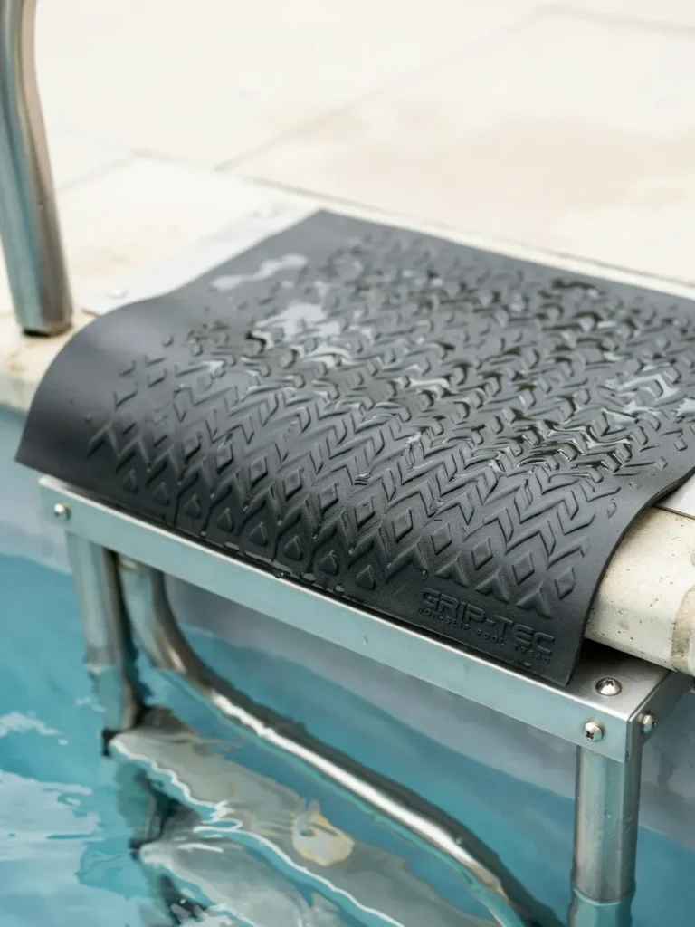 Diy Pool Ladder Mat For Traction